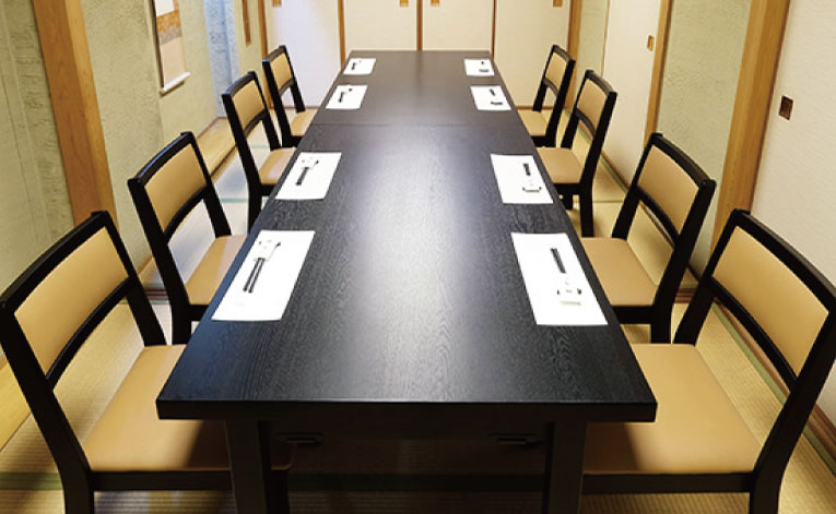 楽山の座敷、テーブル椅子